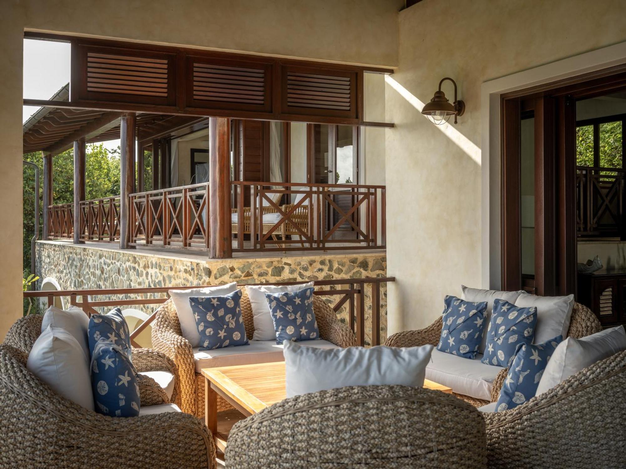 Canouan Estate Resort & Villas Charlestown Bagian luar foto
