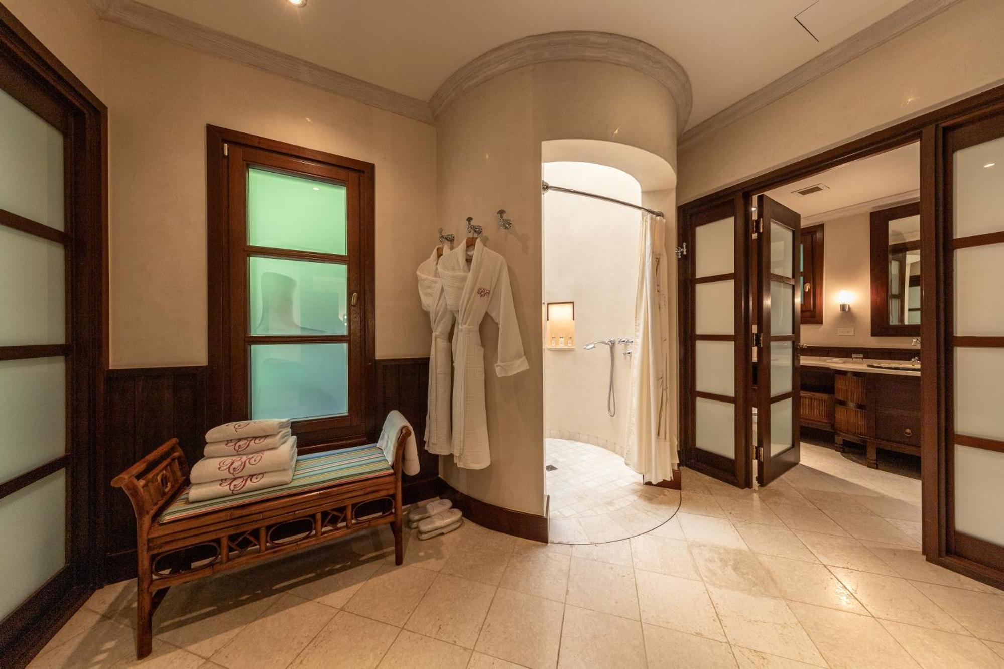 Canouan Estate Resort & Villas Charlestown Bagian luar foto