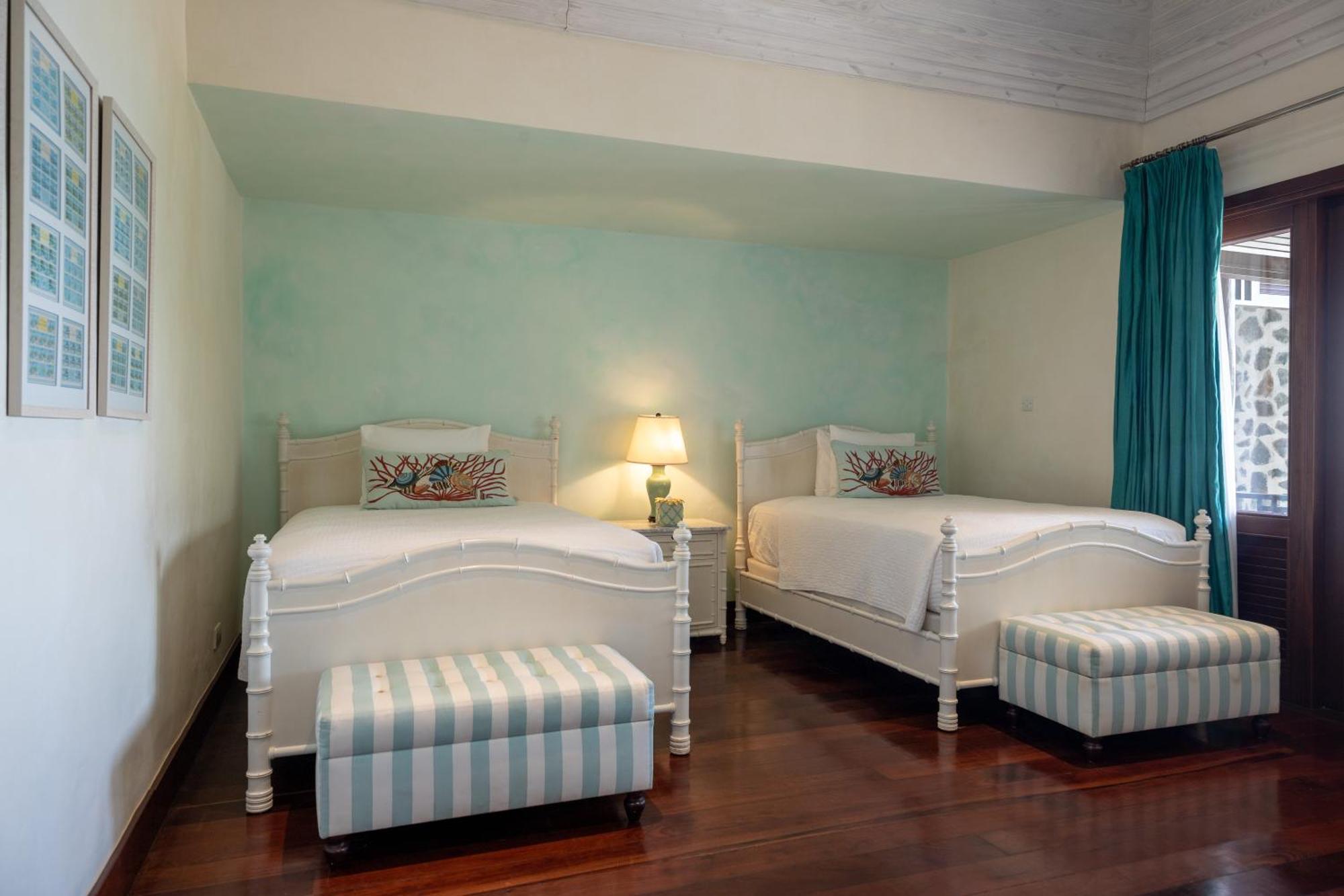 Canouan Estate Resort & Villas Charlestown Bagian luar foto