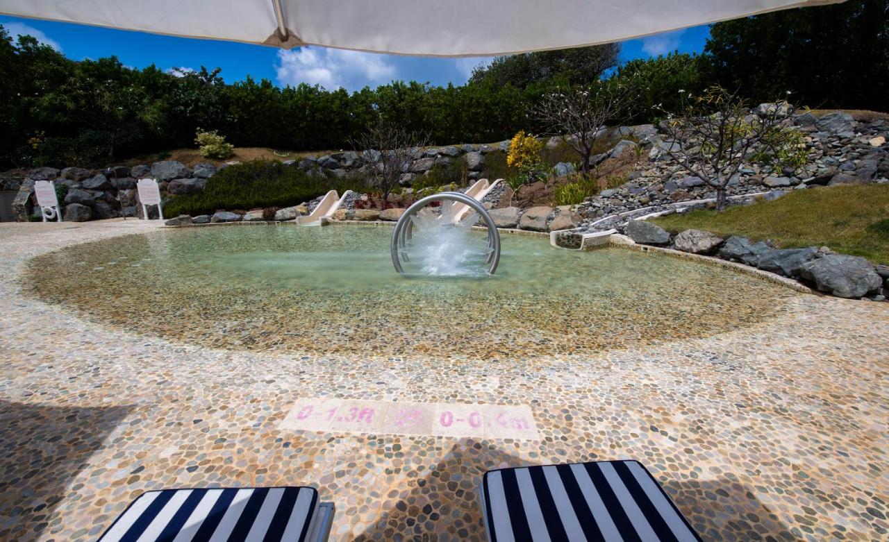 Canouan Estate Resort & Villas Charlestown Bagian luar foto