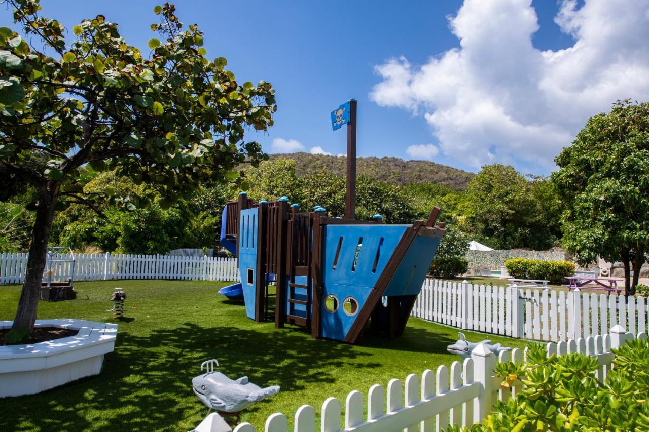 Canouan Estate Resort & Villas Charlestown Bagian luar foto